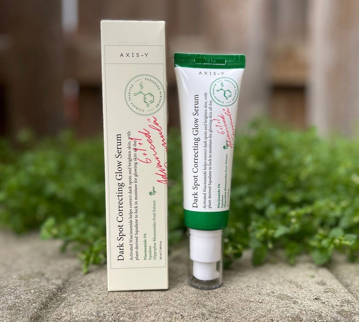 DARK SPOT CORRECTING GLOW SERUM